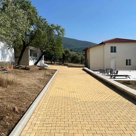 Olive Hill * لايميناس