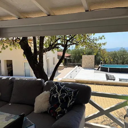 Olive Hill بيت للعطل لايميناس