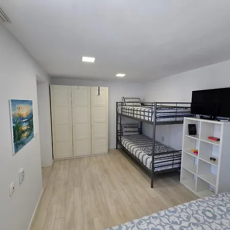 Olive Hill لايميناس